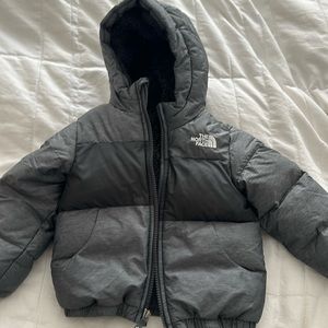 Perfect condition 2T Northface toddler 550 coat